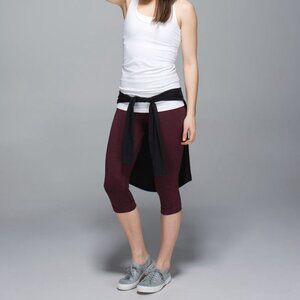 [10] Lululemon In The Flow Crop Burgundy